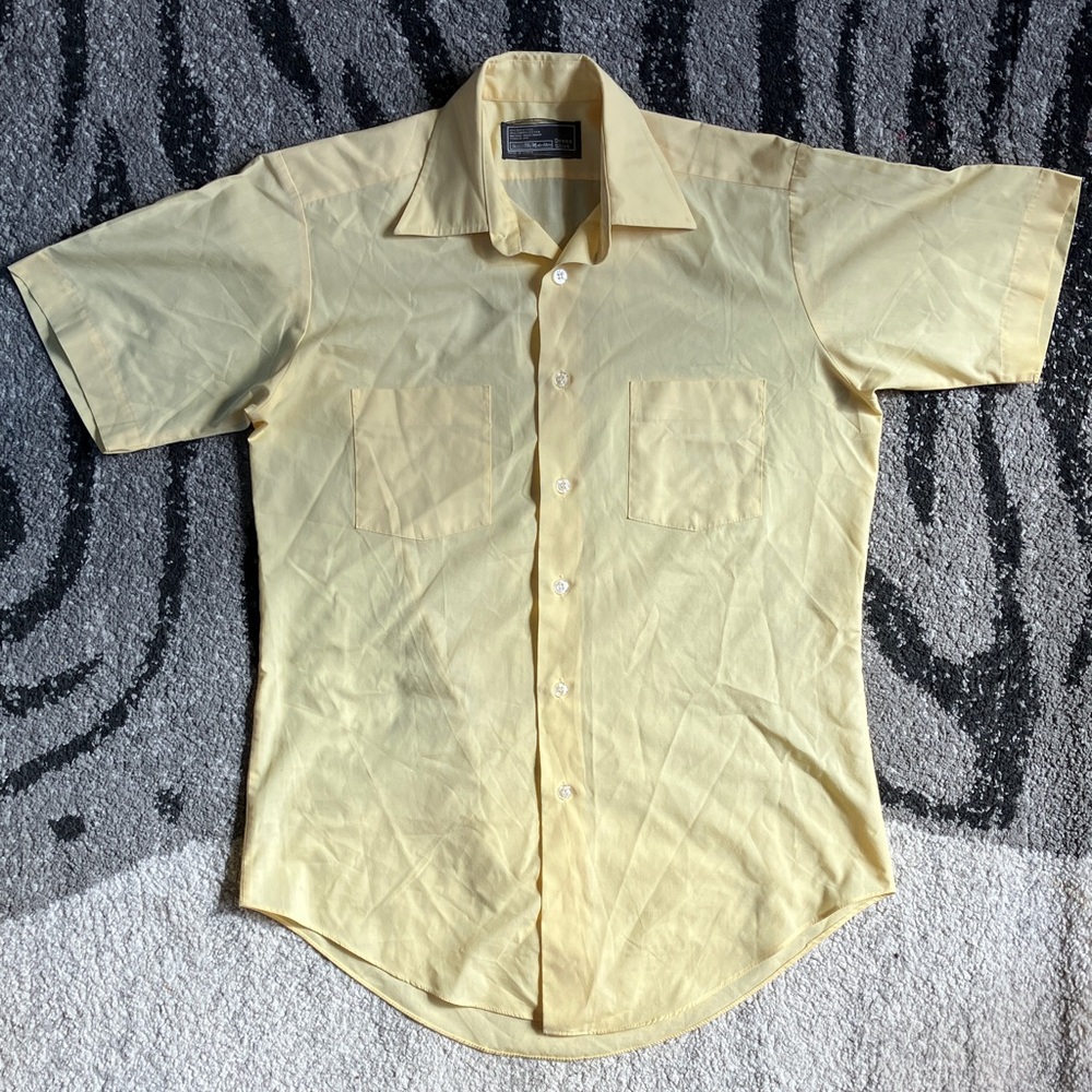 The Men's Store Light Yellow Casual Button Down Shirt